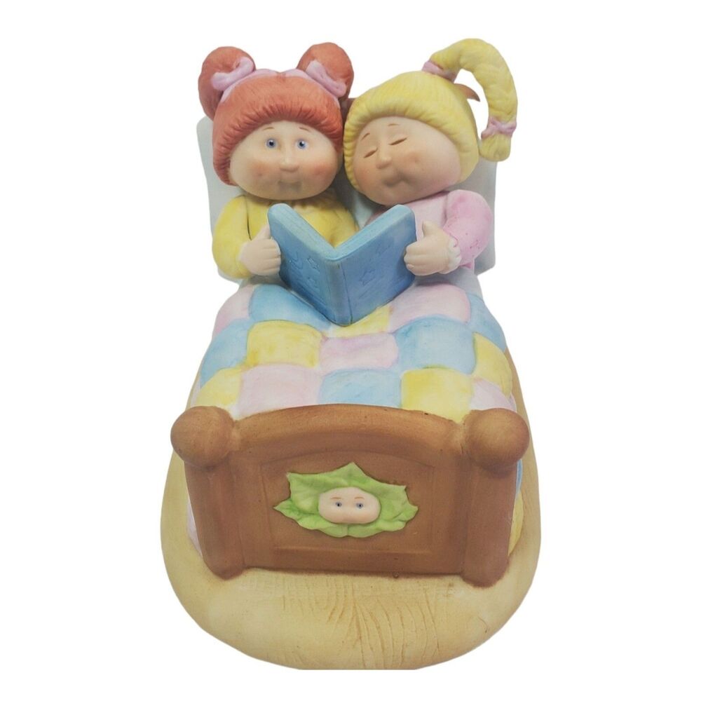 Cabbage Patch Kids Bedtime Story Porcelain Figurine Xavier Roberts Vintage 1984